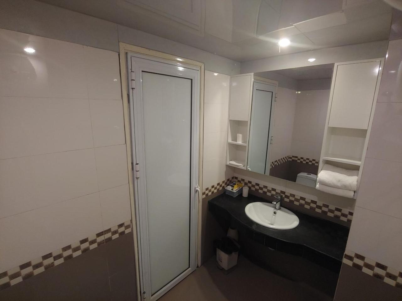 Guest House Anh Ngoc ハノイ市 エクステリア 写真