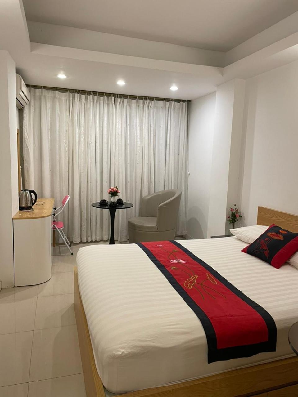 Guest House Anh Ngoc ハノイ市 エクステリア 写真